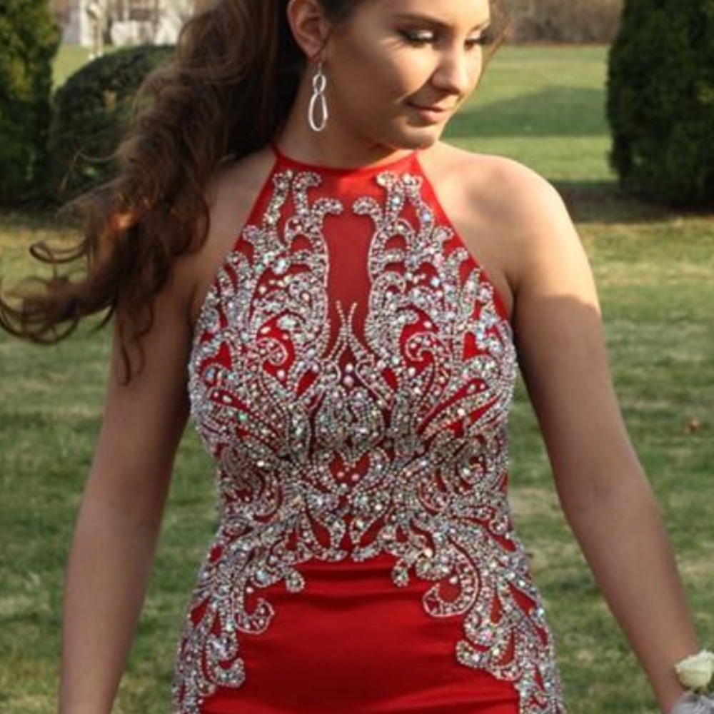 Prom Dress - Picture 2 of 5